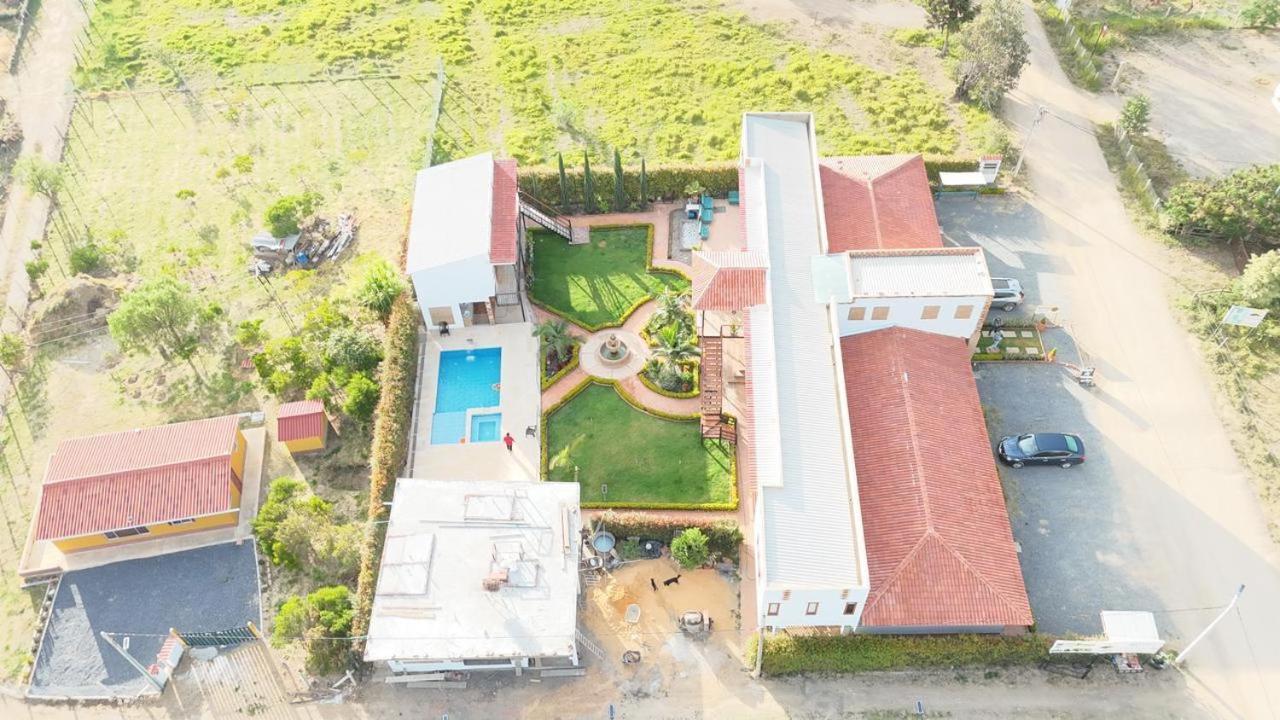 Pliosaurio Campestre Hotel
