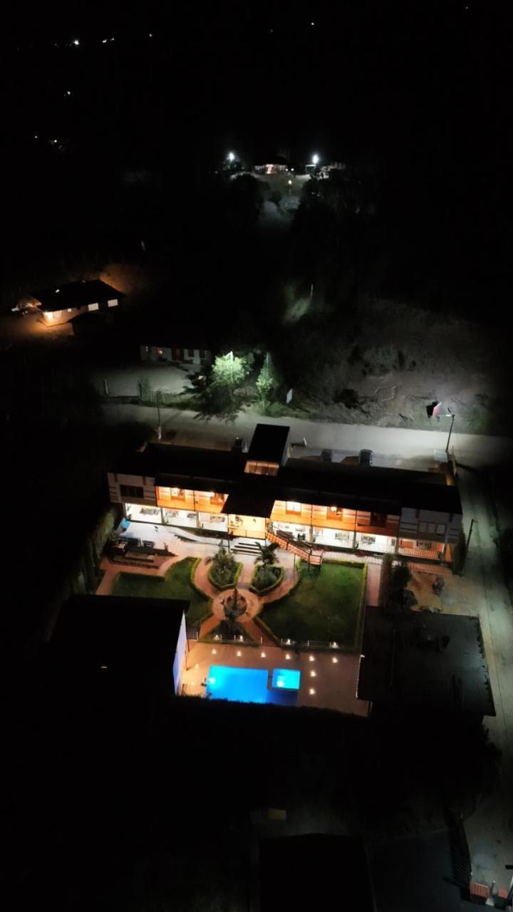 Pliosaurio Campestre